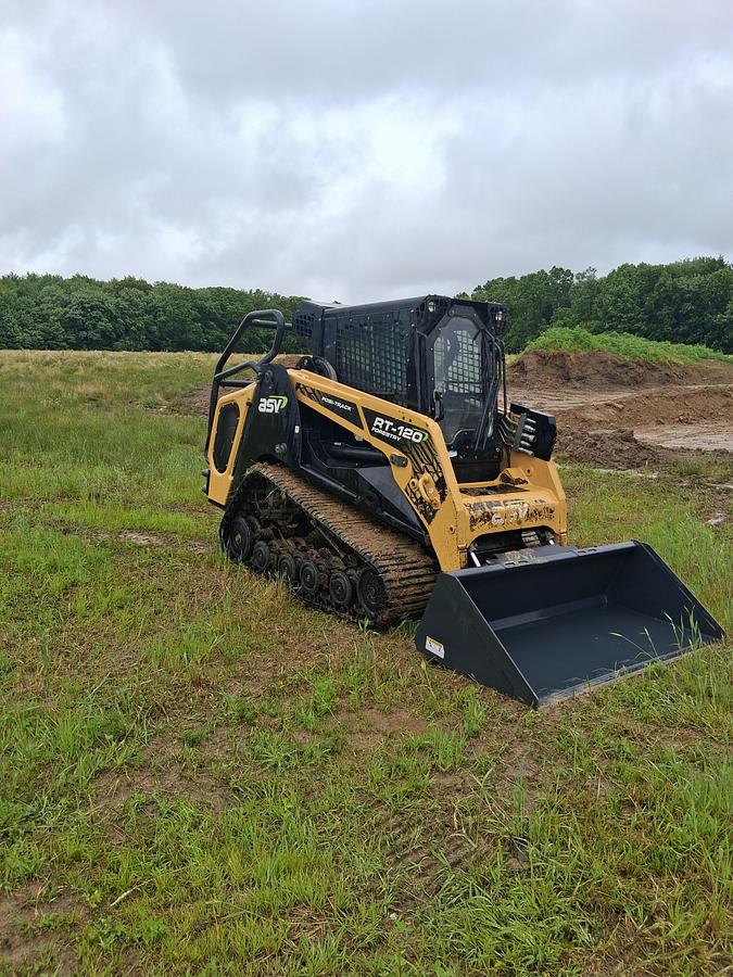 Used 2017 ASV Posi Track RT-120F