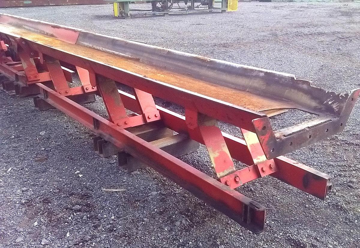 Used Vibrating Conveyor