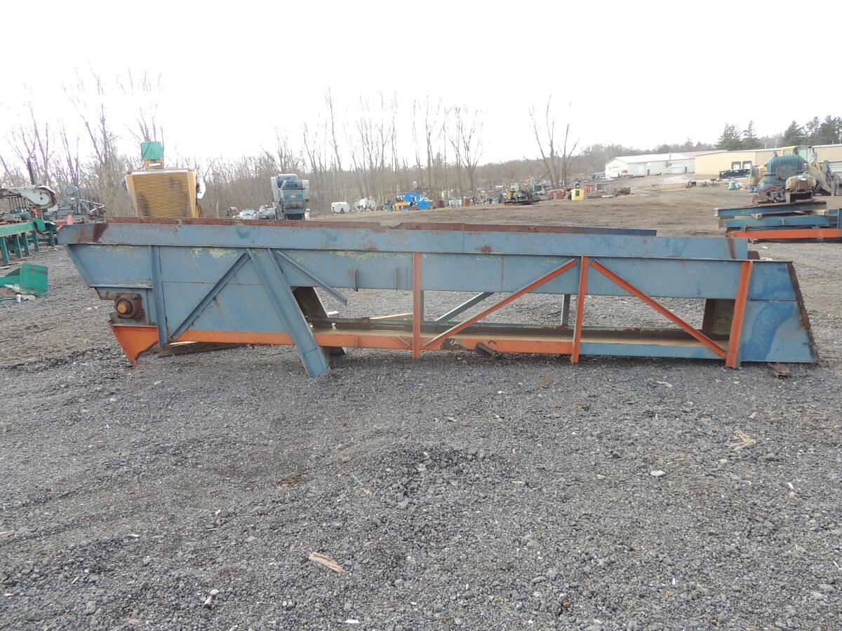 Used waste conveyor