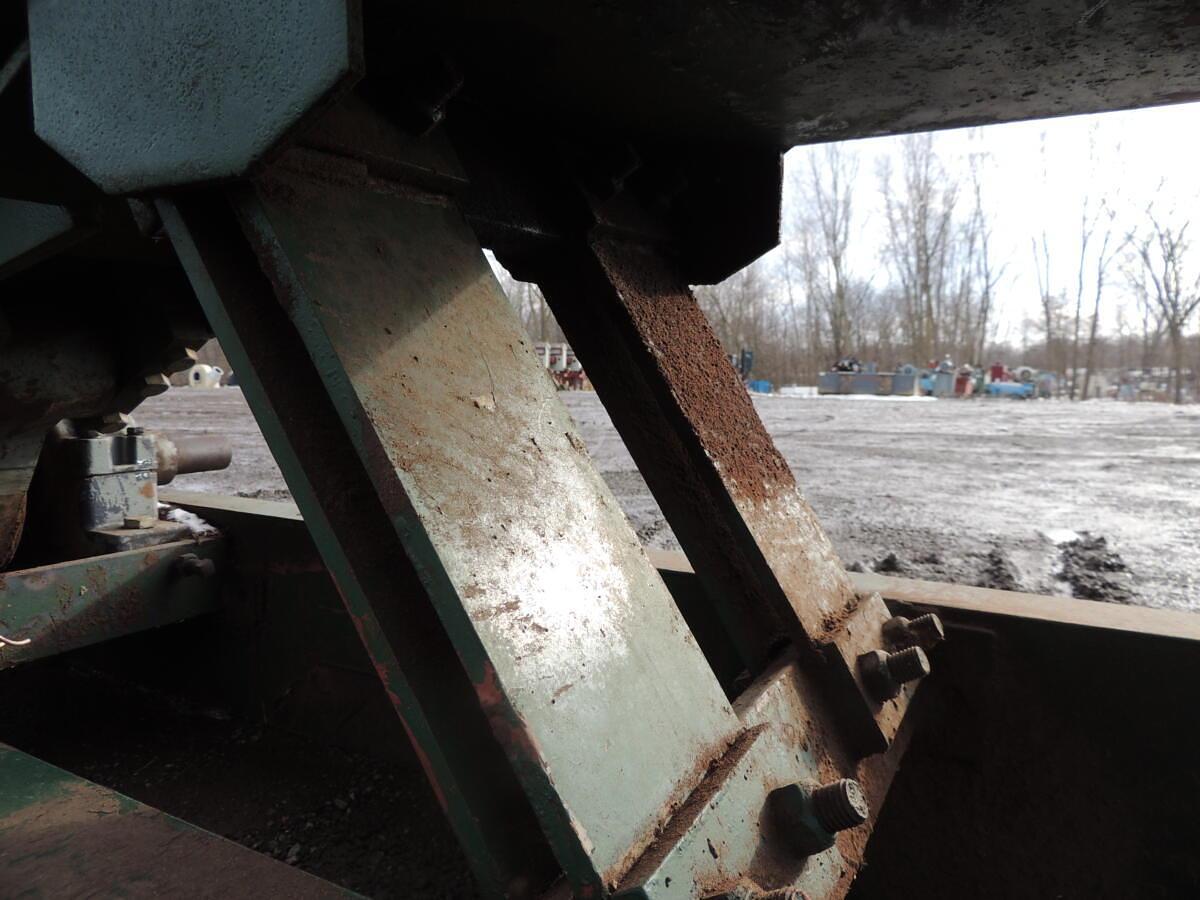 Used Vibrating conveyor