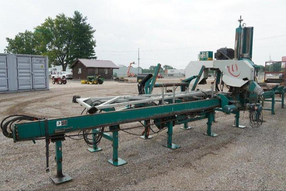 Used LT300 Wood-Mizer Thin Kerf Head Rig w/Cab & Conveyor