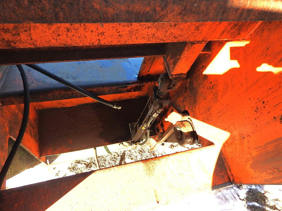 Used Step Feeder
