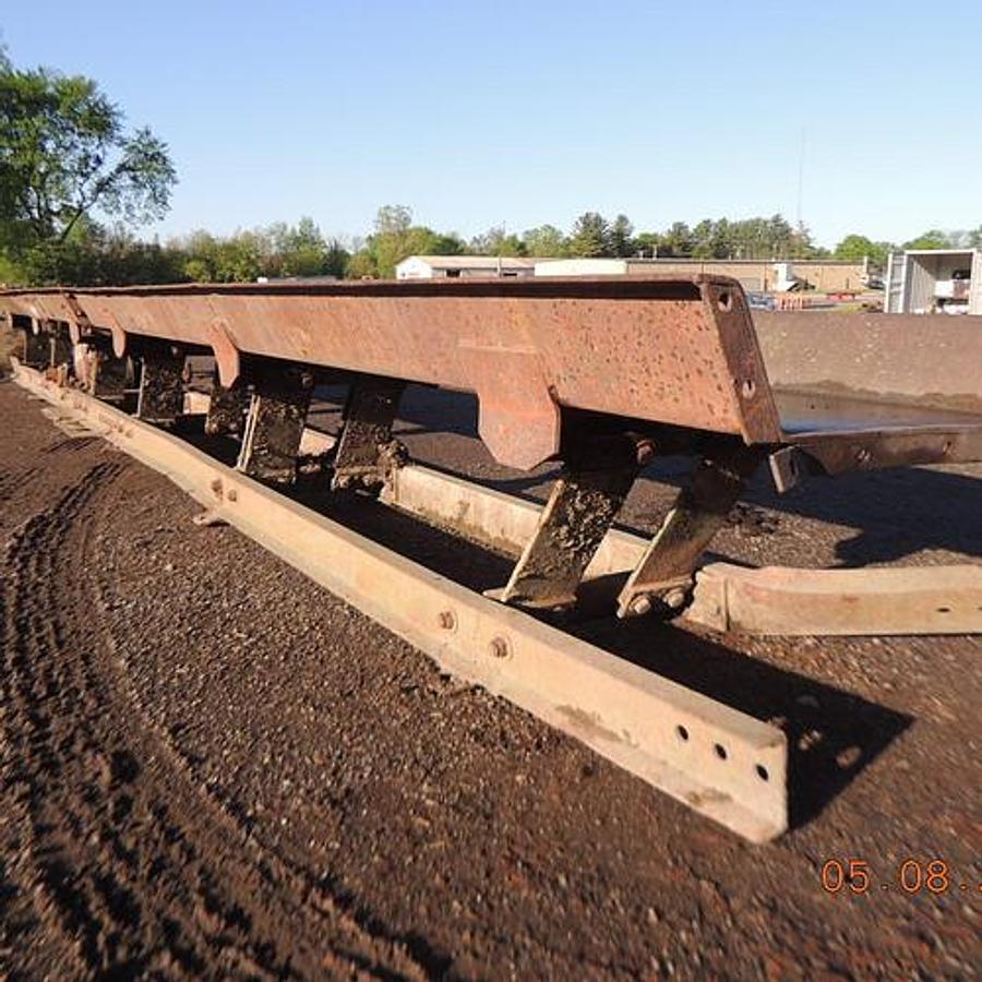 Used Vibrating Conveyor