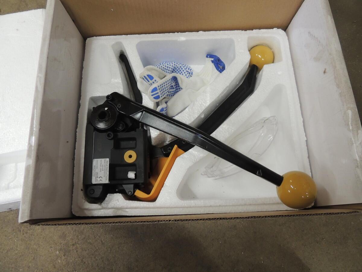 Used Strapping tool