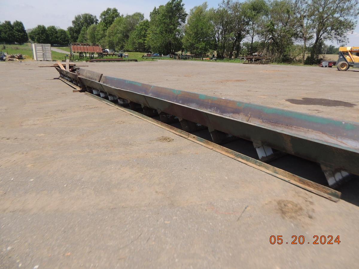 Used Vibrating Conveyor