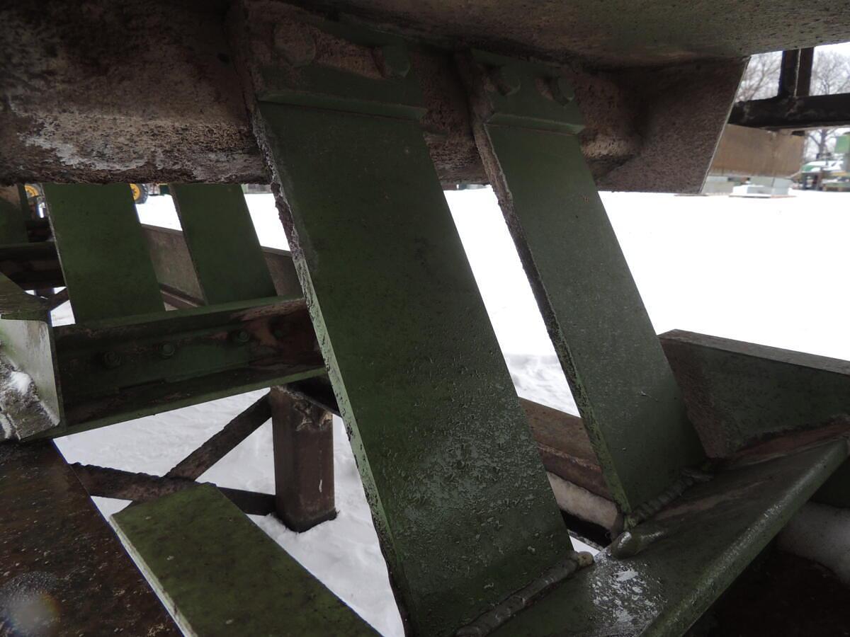 Used Vibrating conveyor