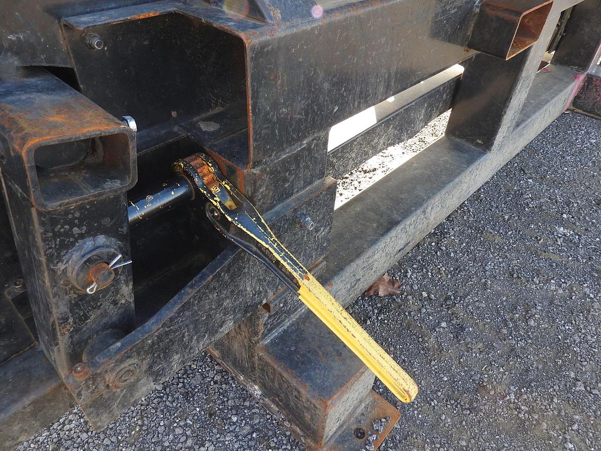 Used Pallet Dismantler