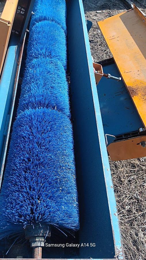 Used Baker Sidewinder Deduster