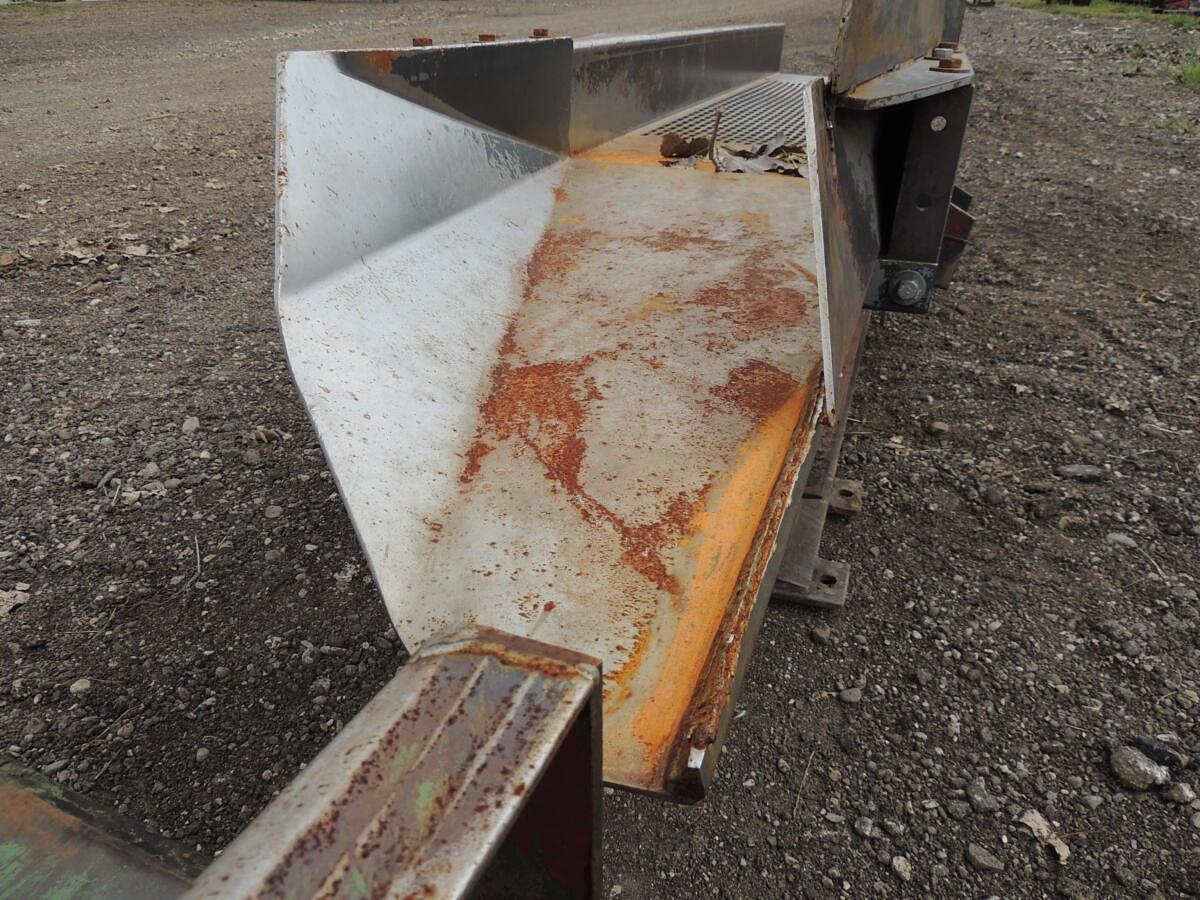 Used Vibrating conveyor