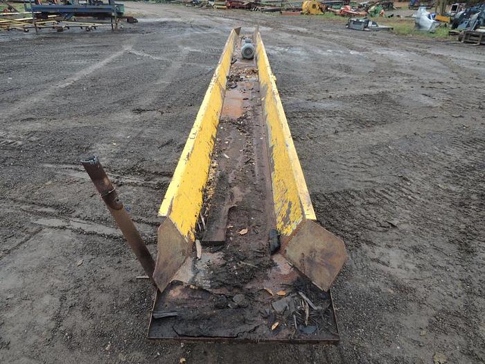 Used Vibrating Conveyor