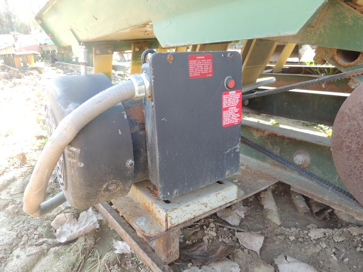 Used Vibrating conveyor