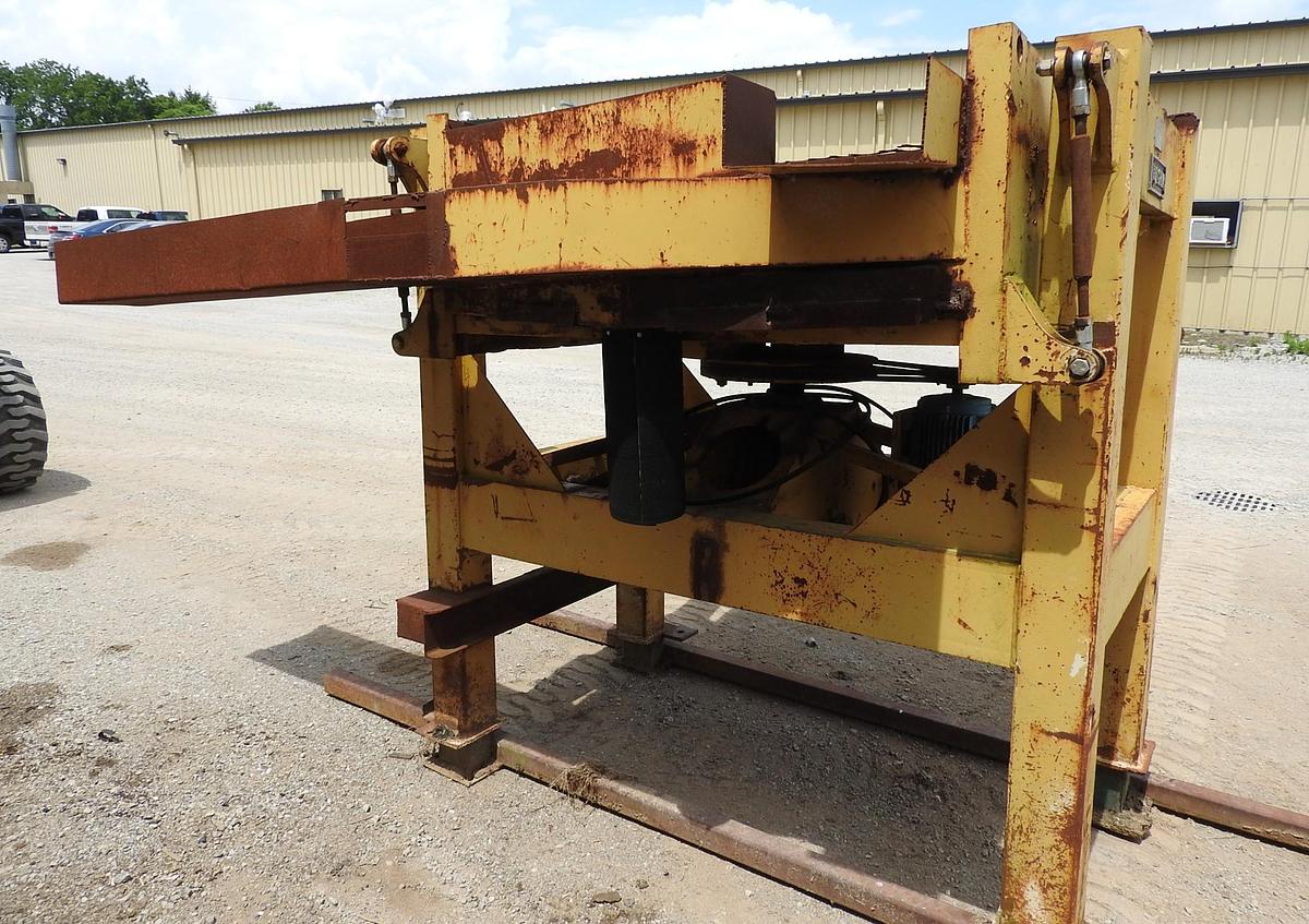 Used Fulghum Shaker Screen