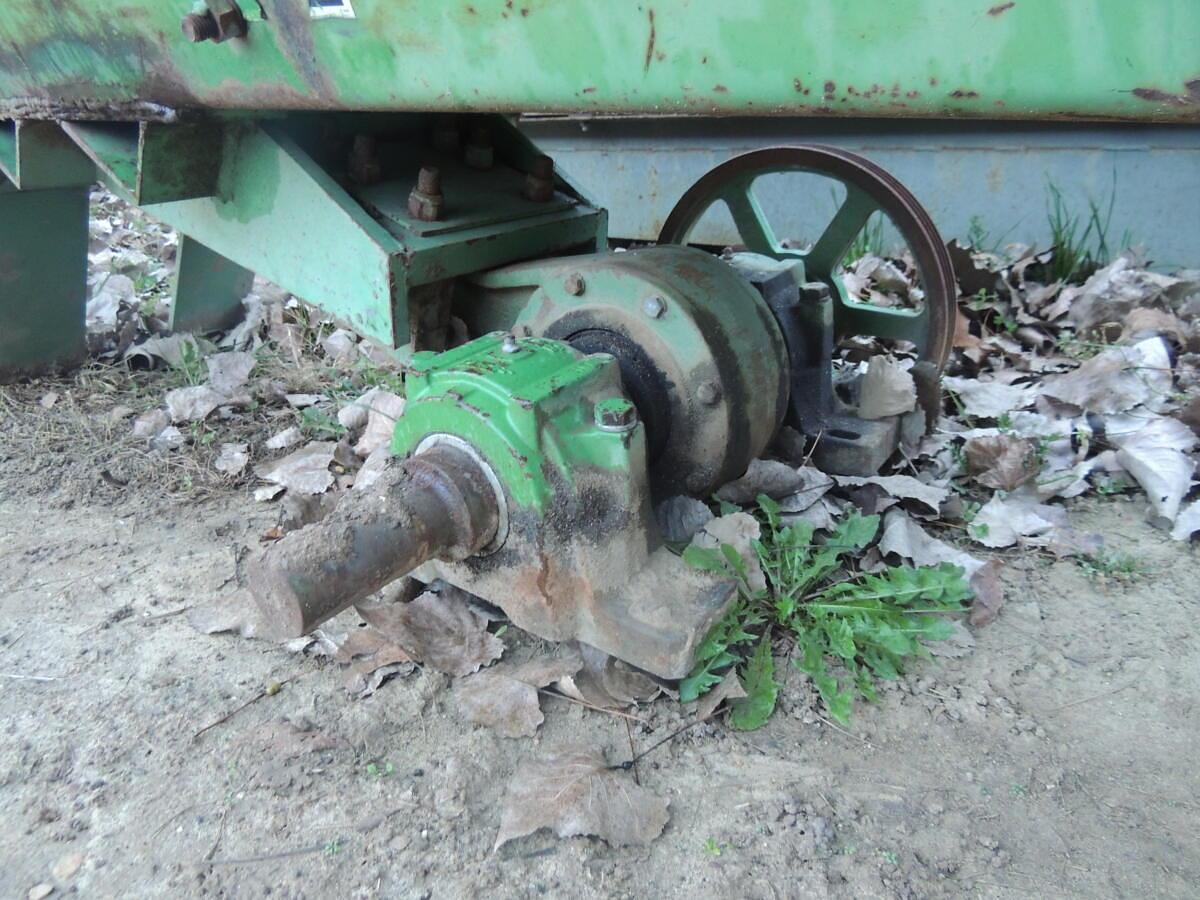 Used Vibrating conveyor