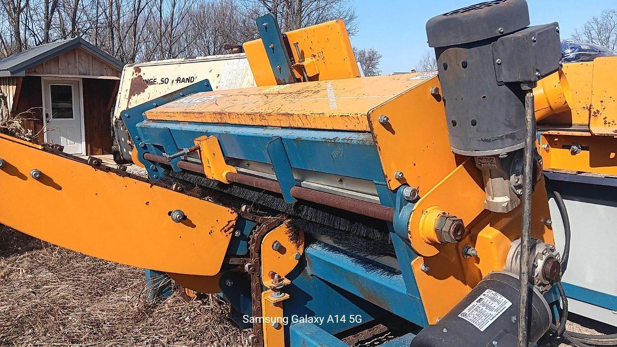 Used Baker Sidewinder Deduster