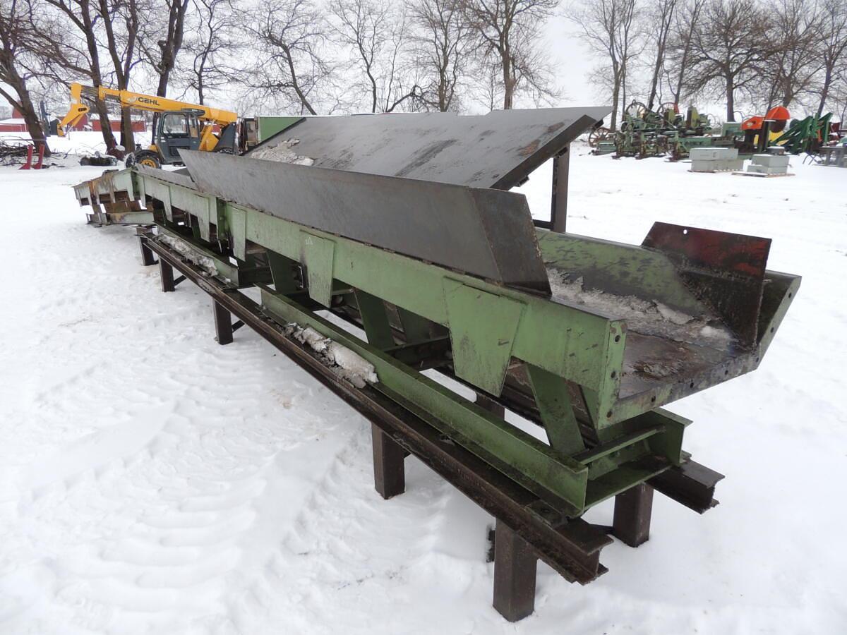 Used Vibrating conveyor