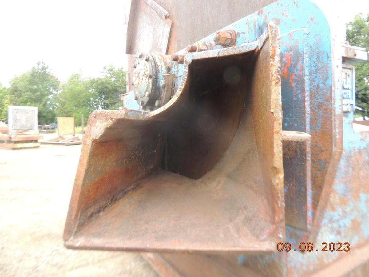 Used Morbark chipper system