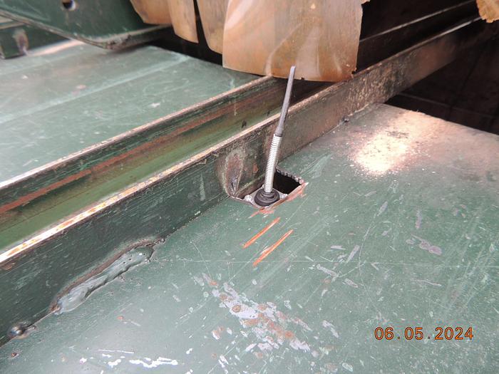 Used Drop Saw Trimmer