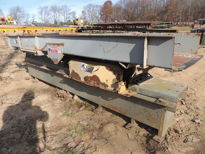 Used Vibrating Conveyor