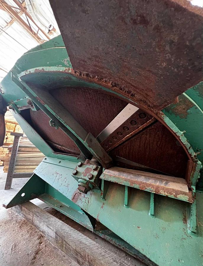 Used Acrowood Chipper