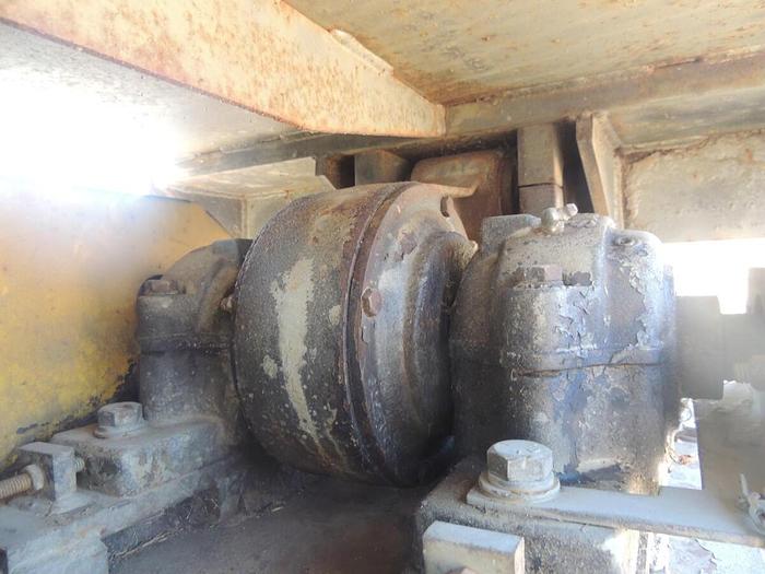 Used Vibrating Conveyor