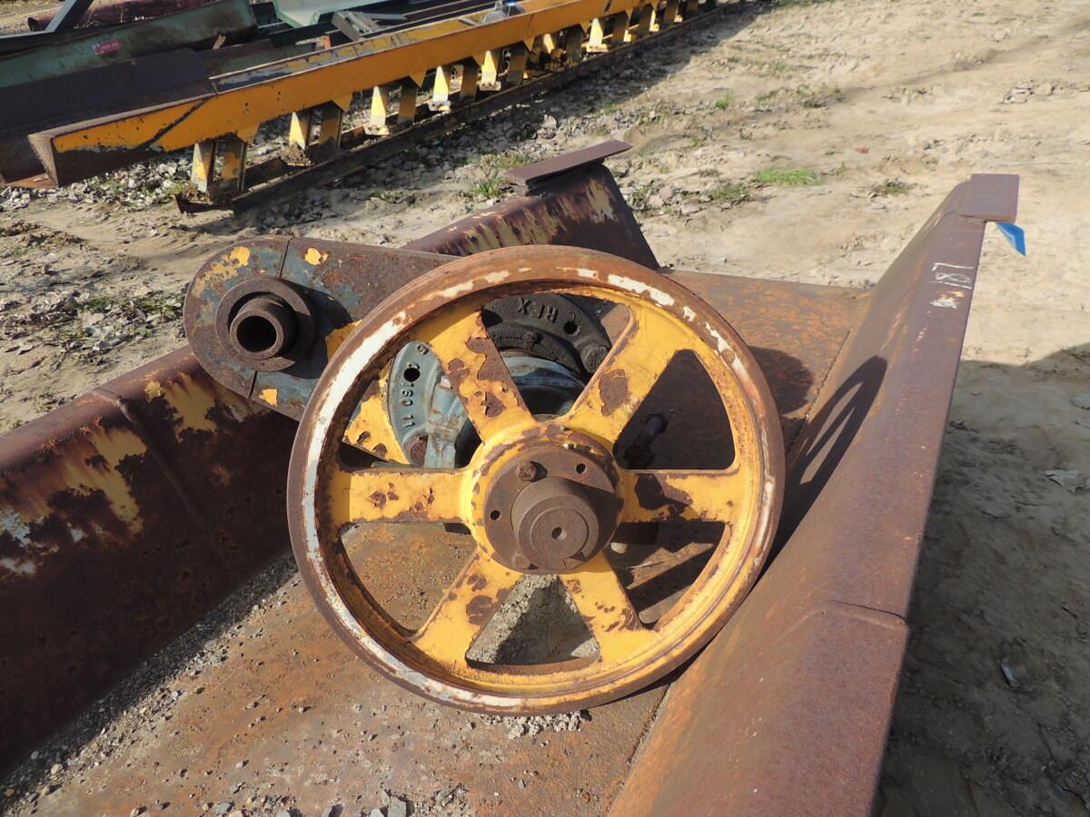 Used Vibrating Conveyor