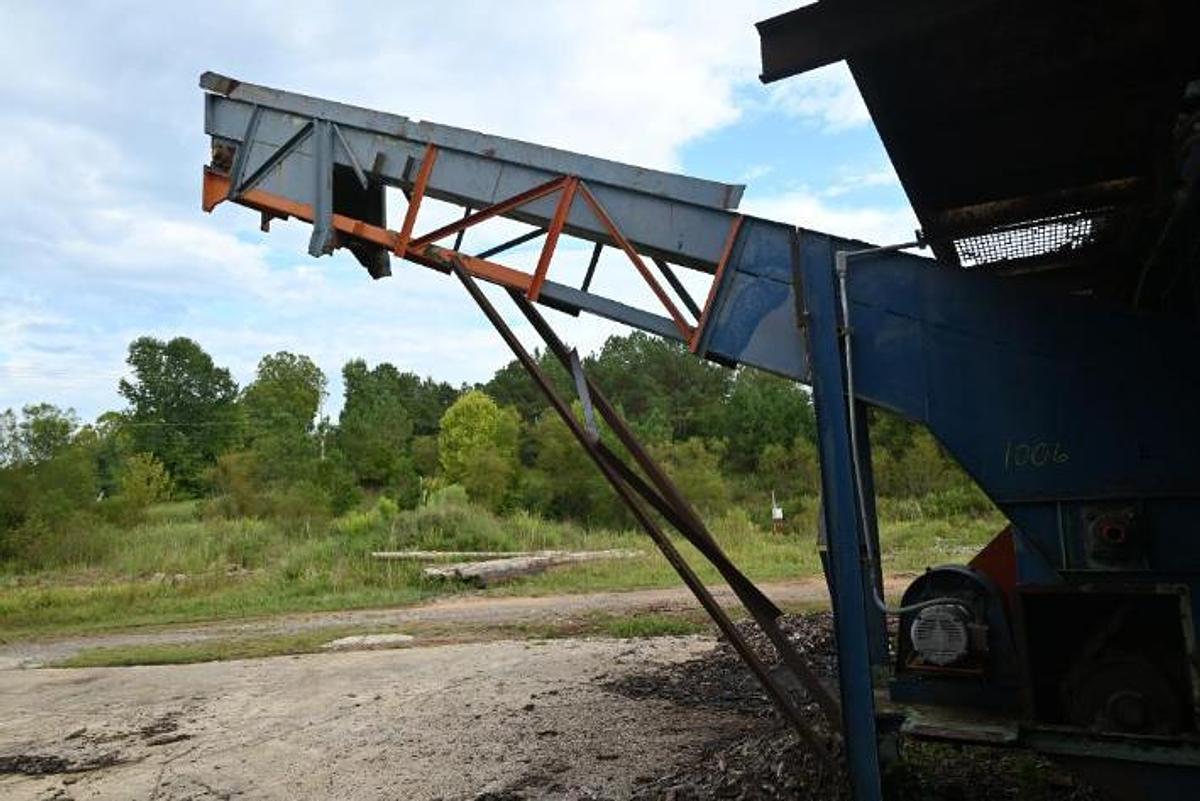 Used waste conveyor