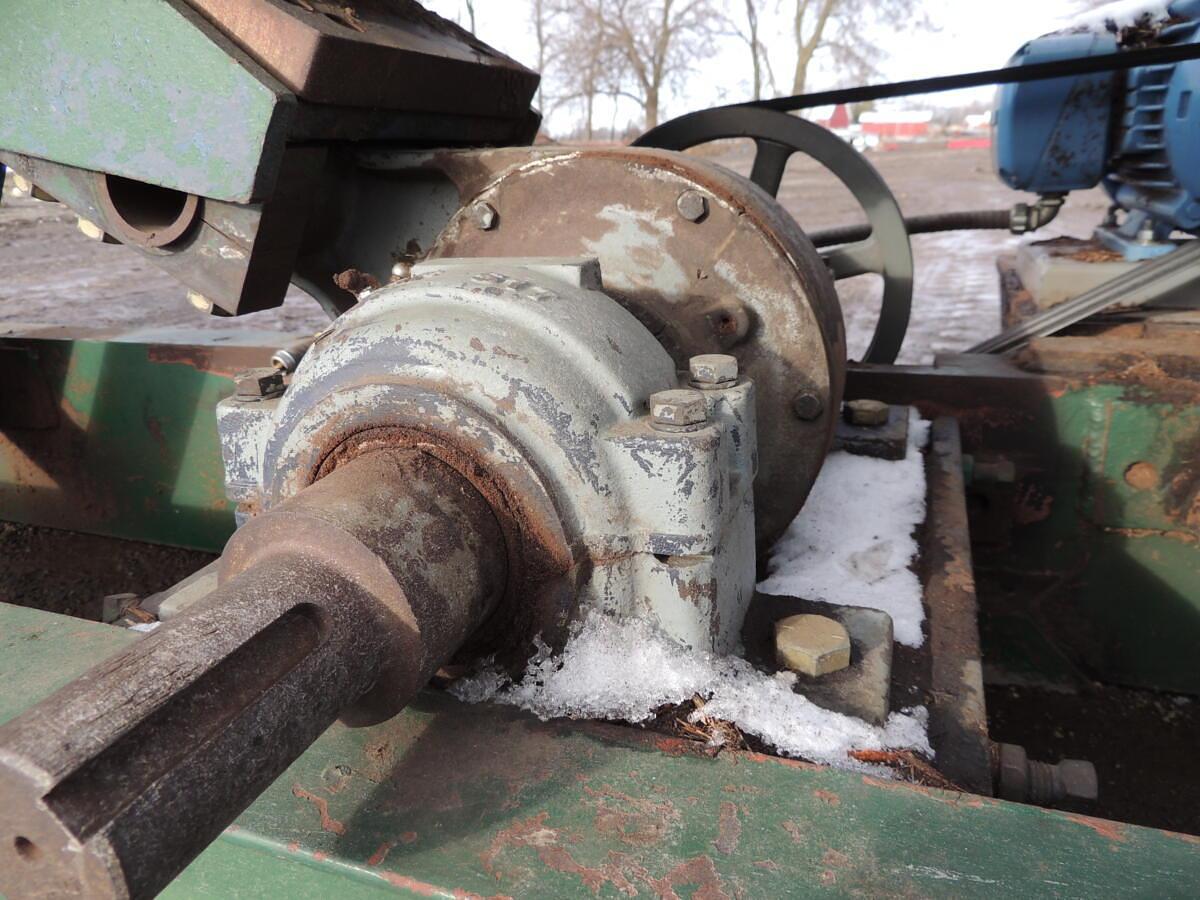 Used Vibrating conveyor