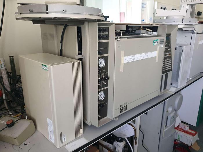 Used HP 5890 GC With 7673 Autosampler Controller and 6890 Injector
