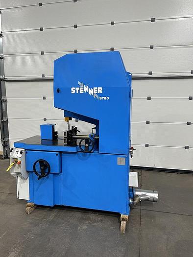 Utilisé Scie à ruban avec entraineur dédoubleur Stenner