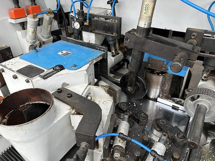 Used Moulurière Leadermac Speedmac 826 + Empileur Sheitek