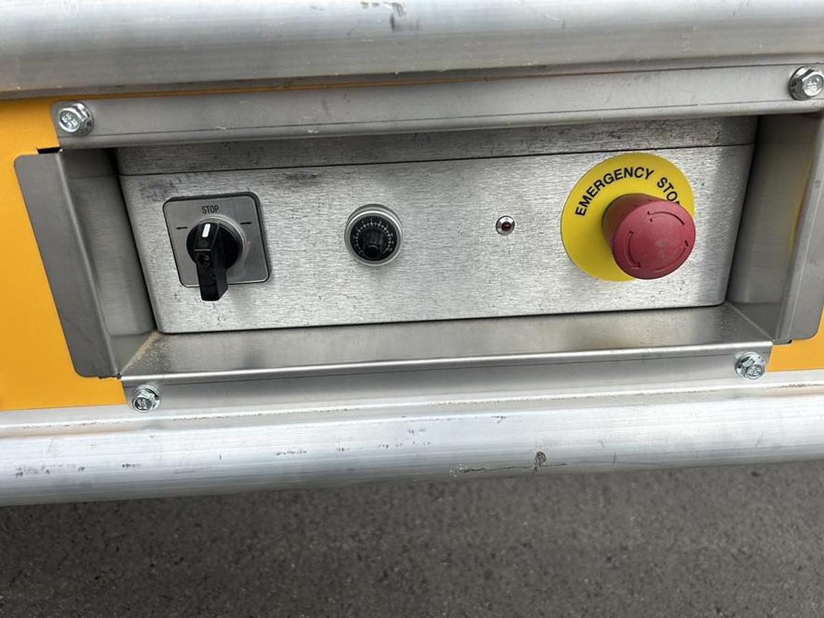 Used Convoyeur à tapis BARON CU300