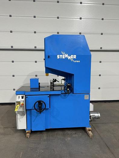 Utilisé Scie à ruban avec entraineur dédoubleur Stenner