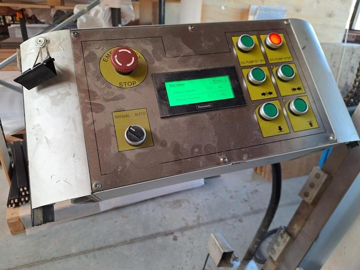 Used Cadreuse à poutre MARZZANI VELA-VEB