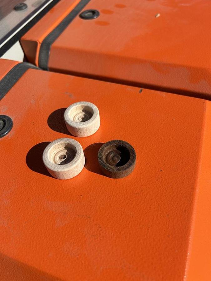 Used Centre d'usinage BONETTI  TM60  pour fabrication bouchons