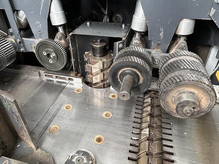 D'occasion Moulurière HEMAG 320/160mm