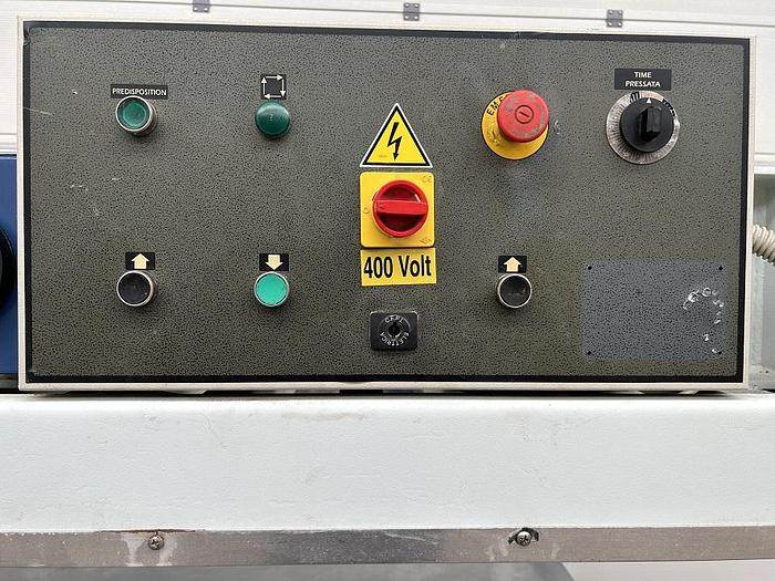 Utilisé Presse à plaquer CMC PF20