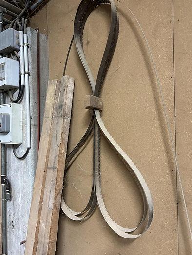 D'occasion Scie à ruban avec entraineur dédoubleur Guilliet