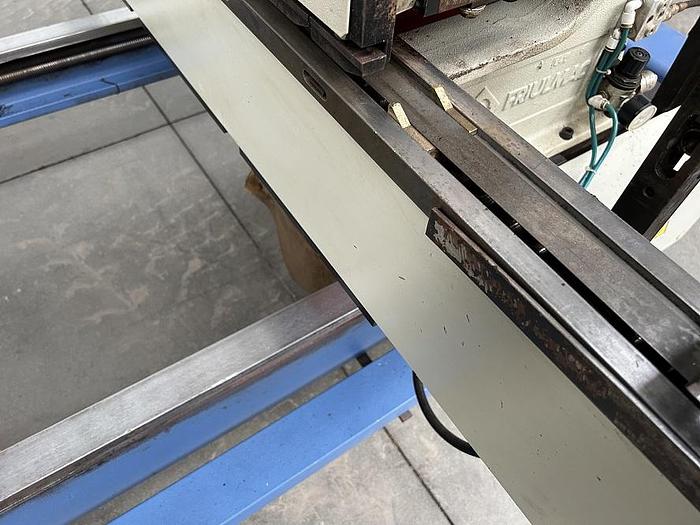 Utilisé TENONNEUSE DOUBLE  FRIULMAC FLOORMAT/E
