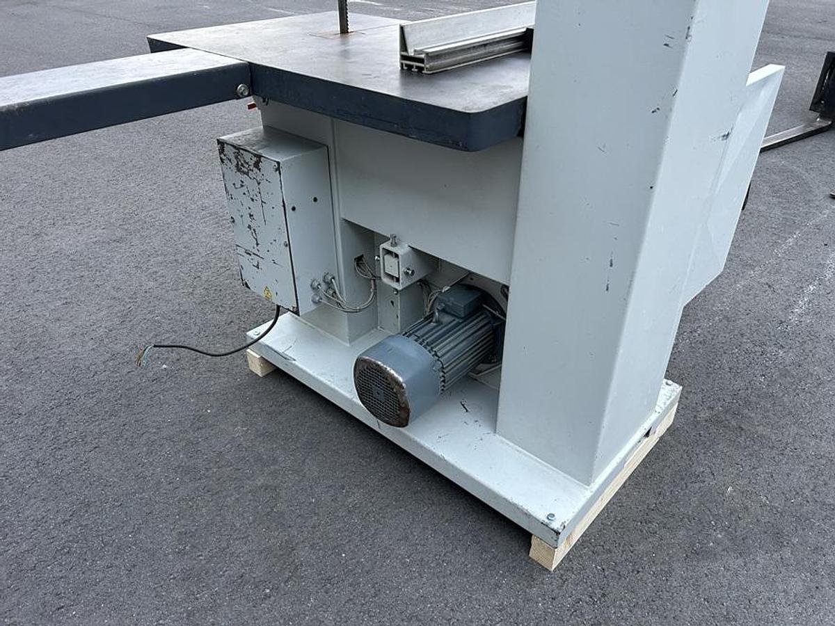 Used Scie à ruban CHAMBON TYPE 800