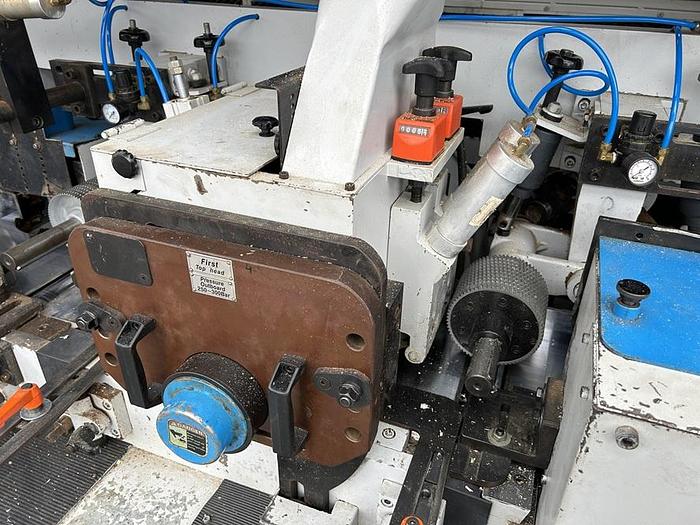 Used Moulurière Leadermac Speedmac 826 + Empileur Sheitek