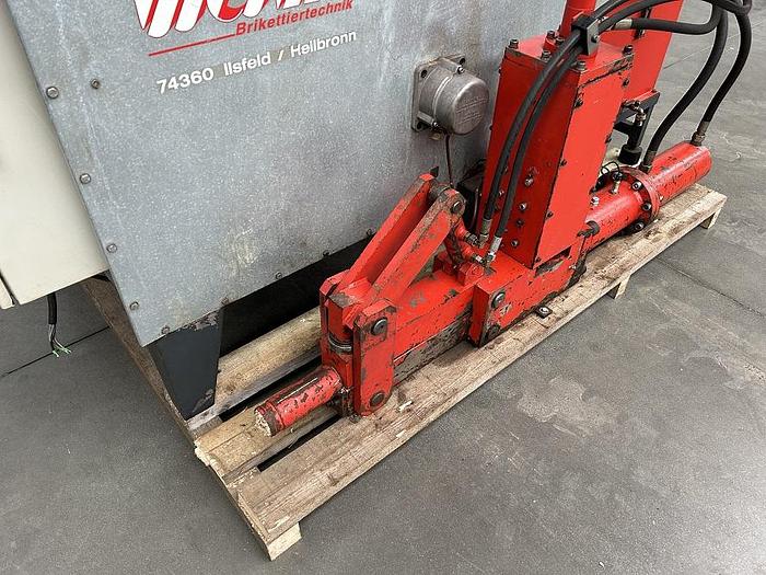 Utilisé Presse à briquettes WEIMA TH600