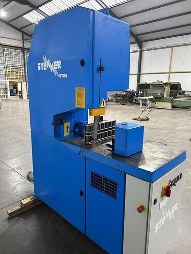 Utilisé Scie à ruban avec entraineur dédoubleur Stenner