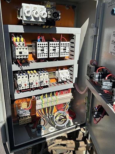 Used Scie double avec chargeur automatique