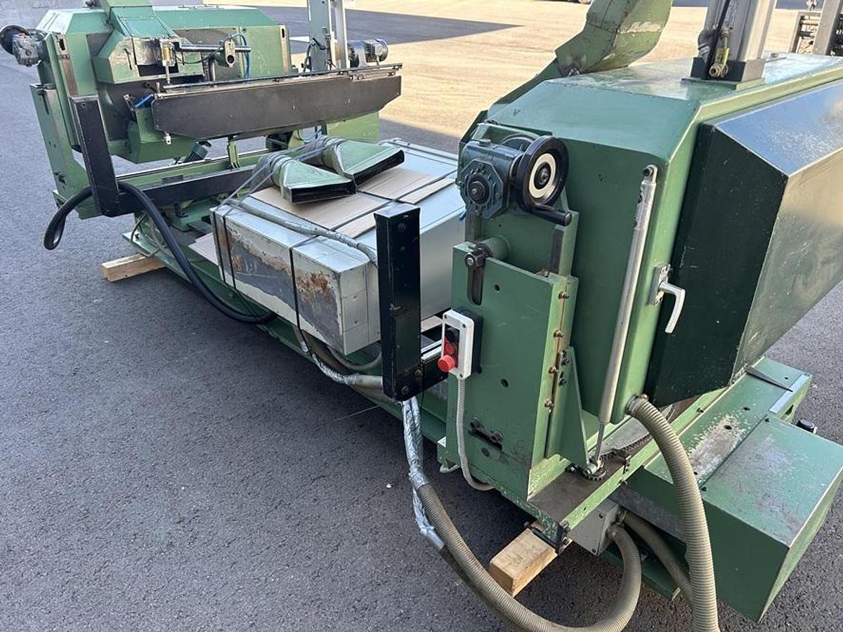 Used Tenonneuse double tenons ronds HELMA