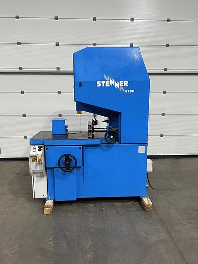 Utilisé Scie à ruban avec entraineur dédoubleur Stenner