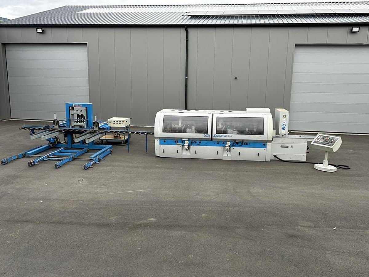 Used Moulurière Leadermac Speedmac 826 + Empileur Sheitek