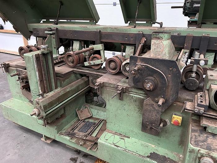 Utilisé Moulurière TSN KX6