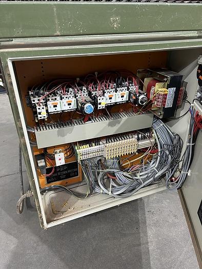 Utilisé Plaqueuse de chants Holz-Her 