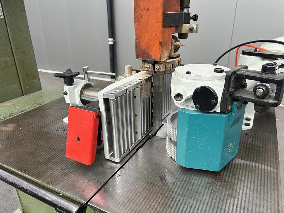 Used Scie à ruban dédoubleur MEBER SR-R1 900