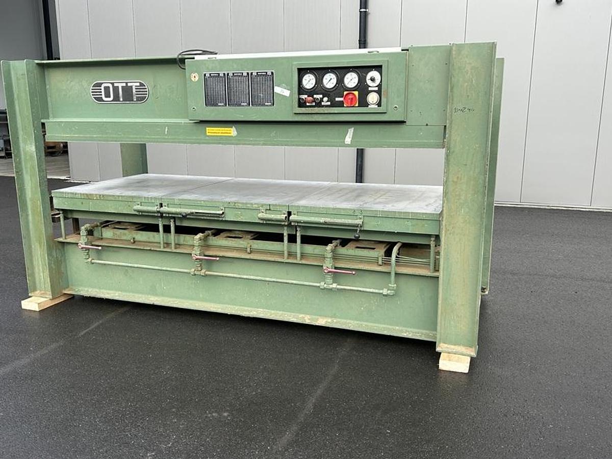 Used Presse à plaquer OTT 300/125